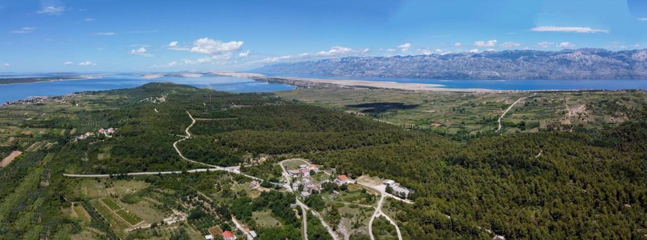 Apartments Tri Mora Ražanac Buitenkant foto
