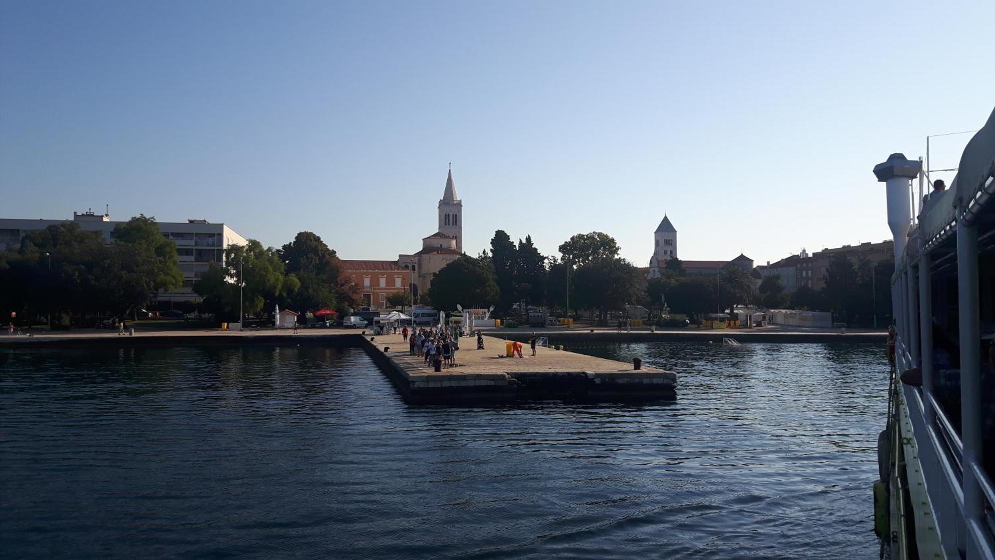 Apartments Tri Mora Ražanac Buitenkant foto